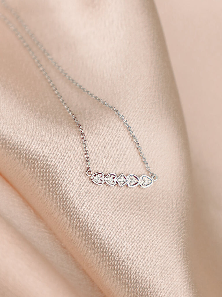heart bar necklace with diamond in 14k white gold